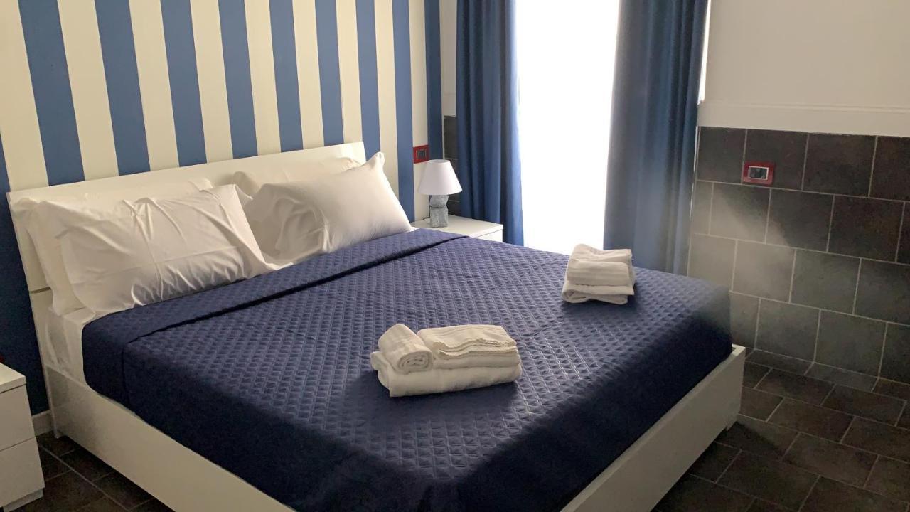 فندق Yacht Club Angioino نابولي المظهر الخارجي الصورة