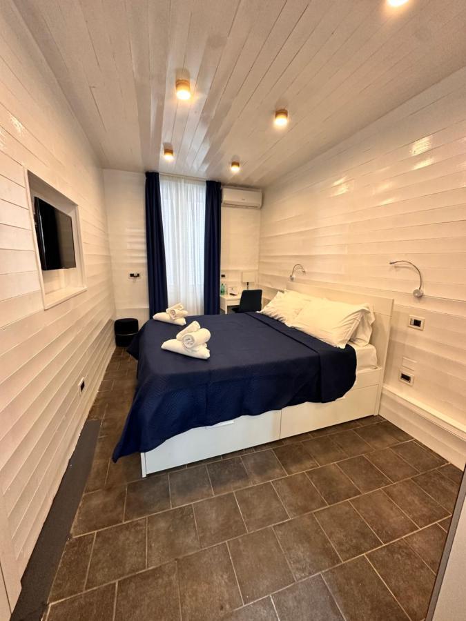 فندق Yacht Club Angioino نابولي المظهر الخارجي الصورة